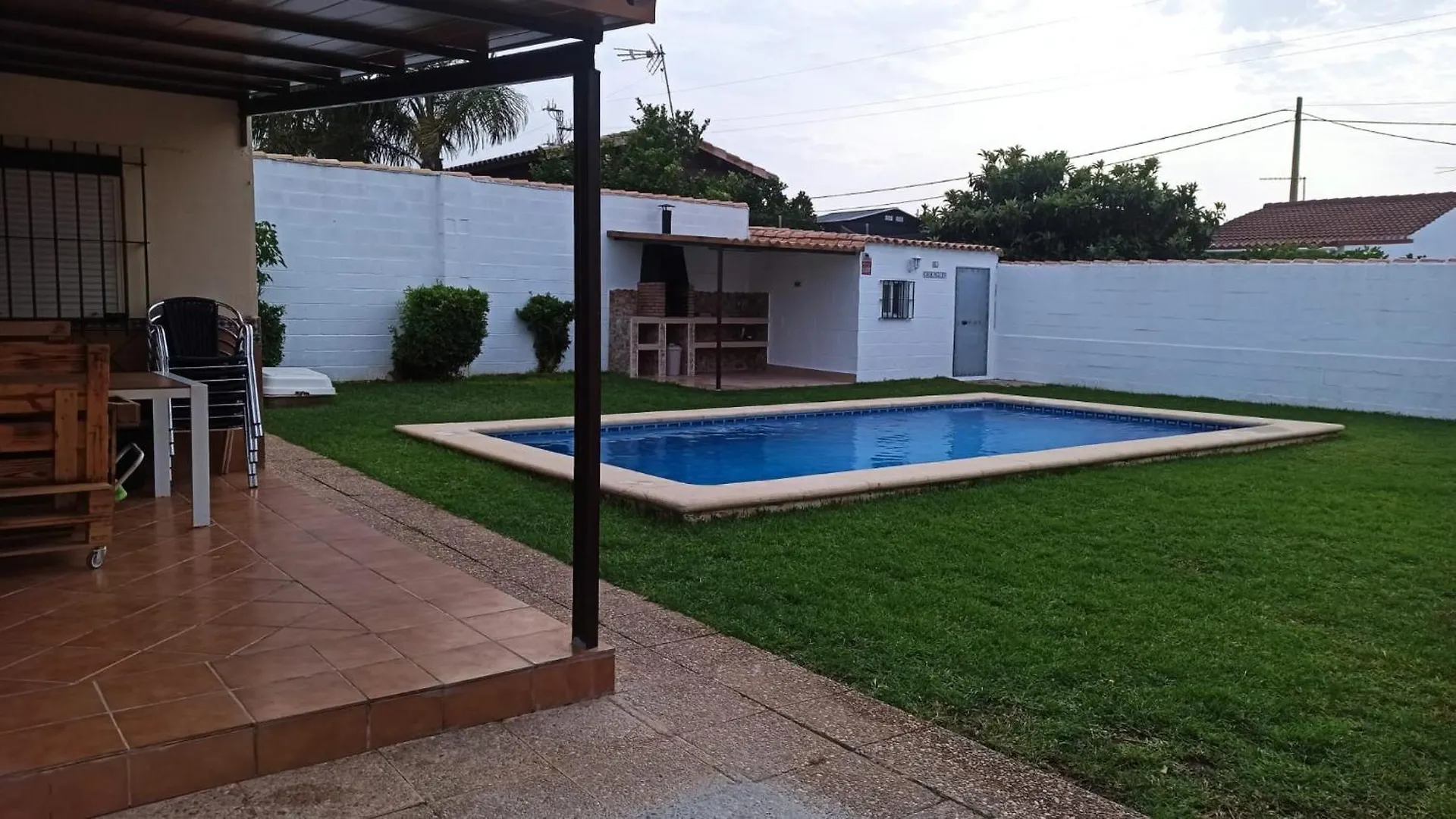 Дом отдыха Вилла Casa Chiclana Con Piscina Privada Чиклана-де-ла-Фронтера